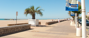 The promenade leading to the main town